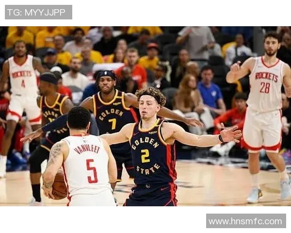 勇士与骑士第二场激战回顾球星对决引发全场热潮 勇士与骑士第二场激战回顾球星对决引发全场热潮